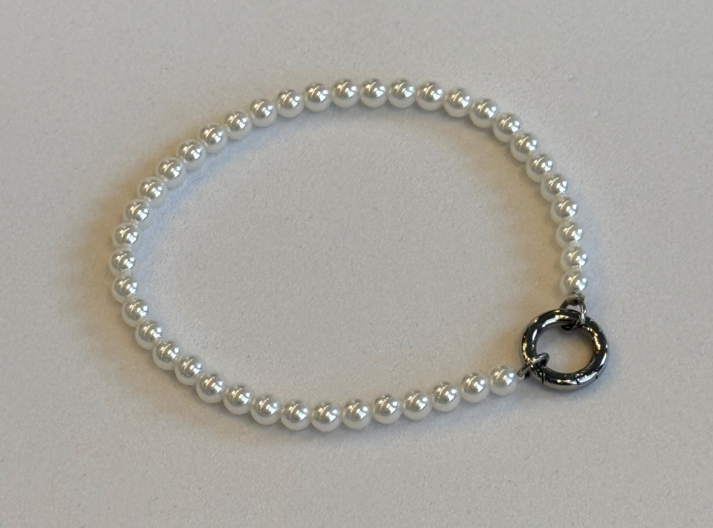 Pearl Bracelet/White