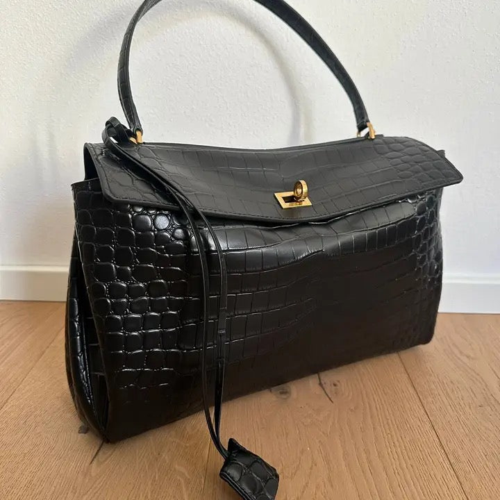 Texas Big, Crocodile, Black