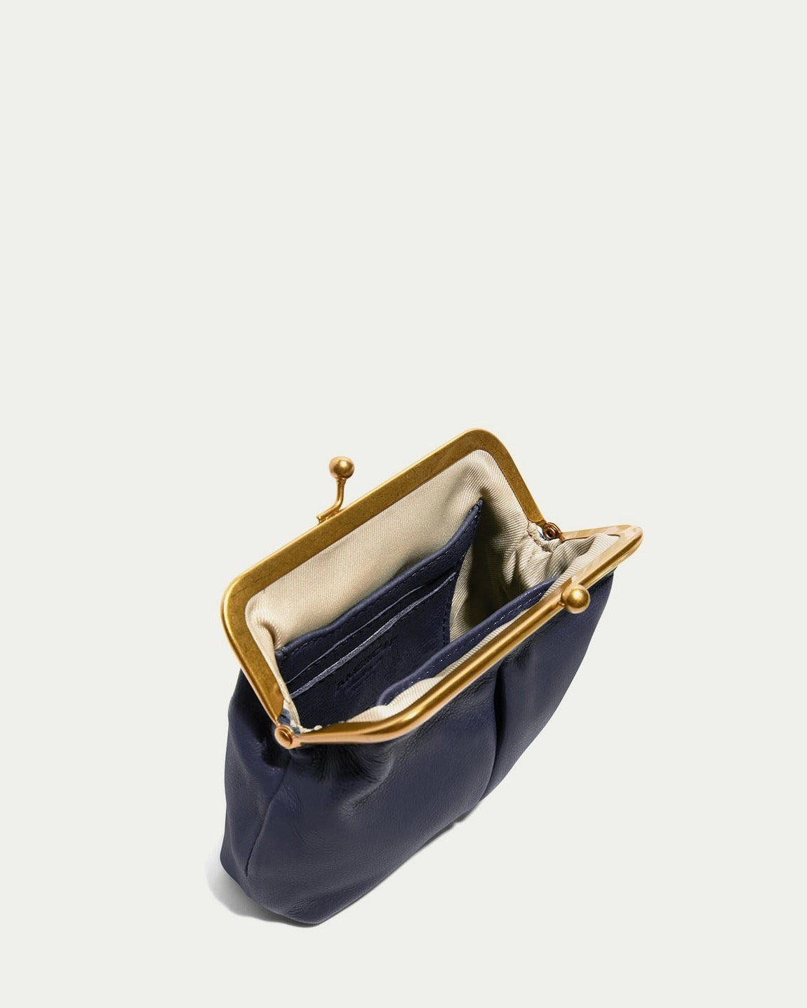 Wolfe Kisslock Wallet