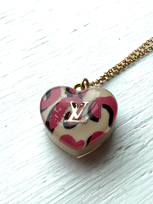 Grand Coeur Necklace