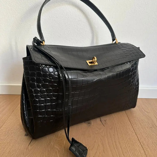 Texas Big, Crocodile, Black