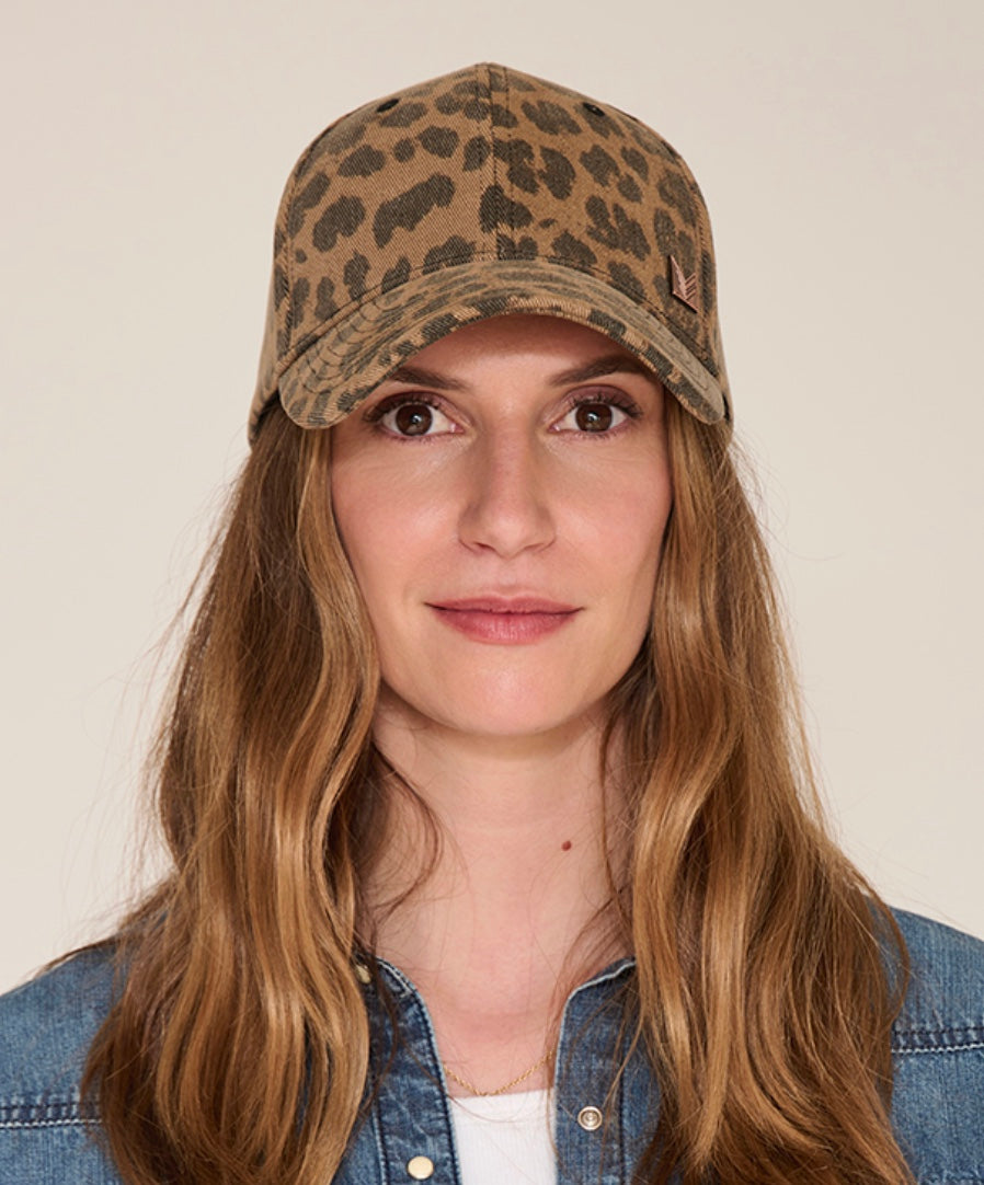 Elzio Nuts Hat