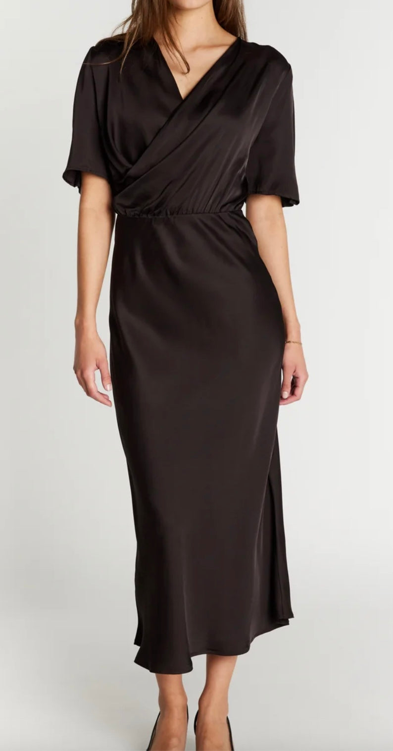 Weckia Dress