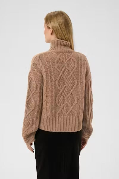Channa Pullover