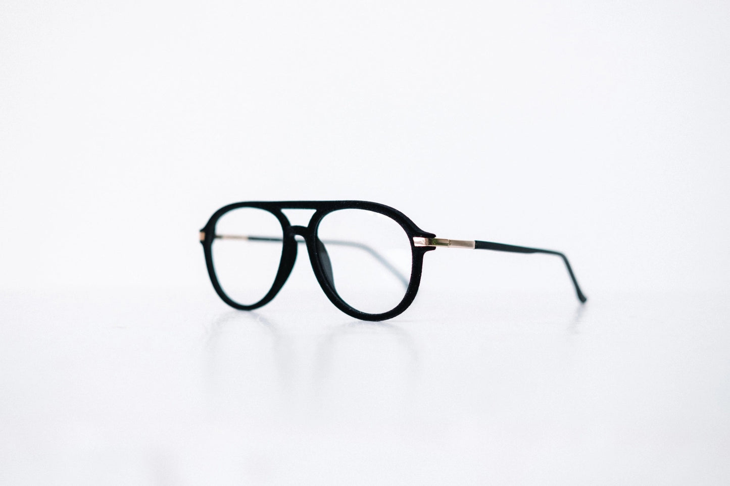Mykonos Black Velvet Readers 2.0